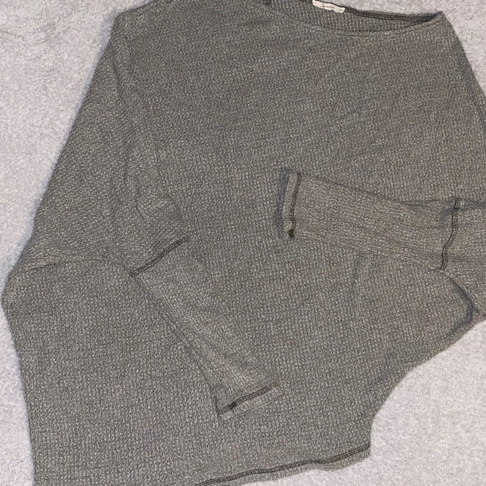 Easel Asymmetric Long Sleeve Top